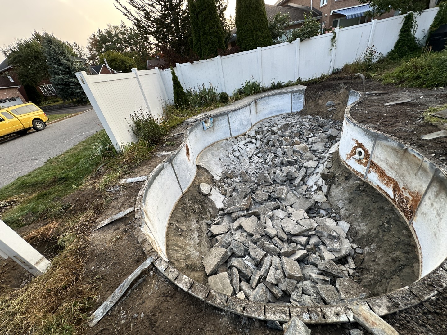 Démolition de piscine creusée — réalisation 14