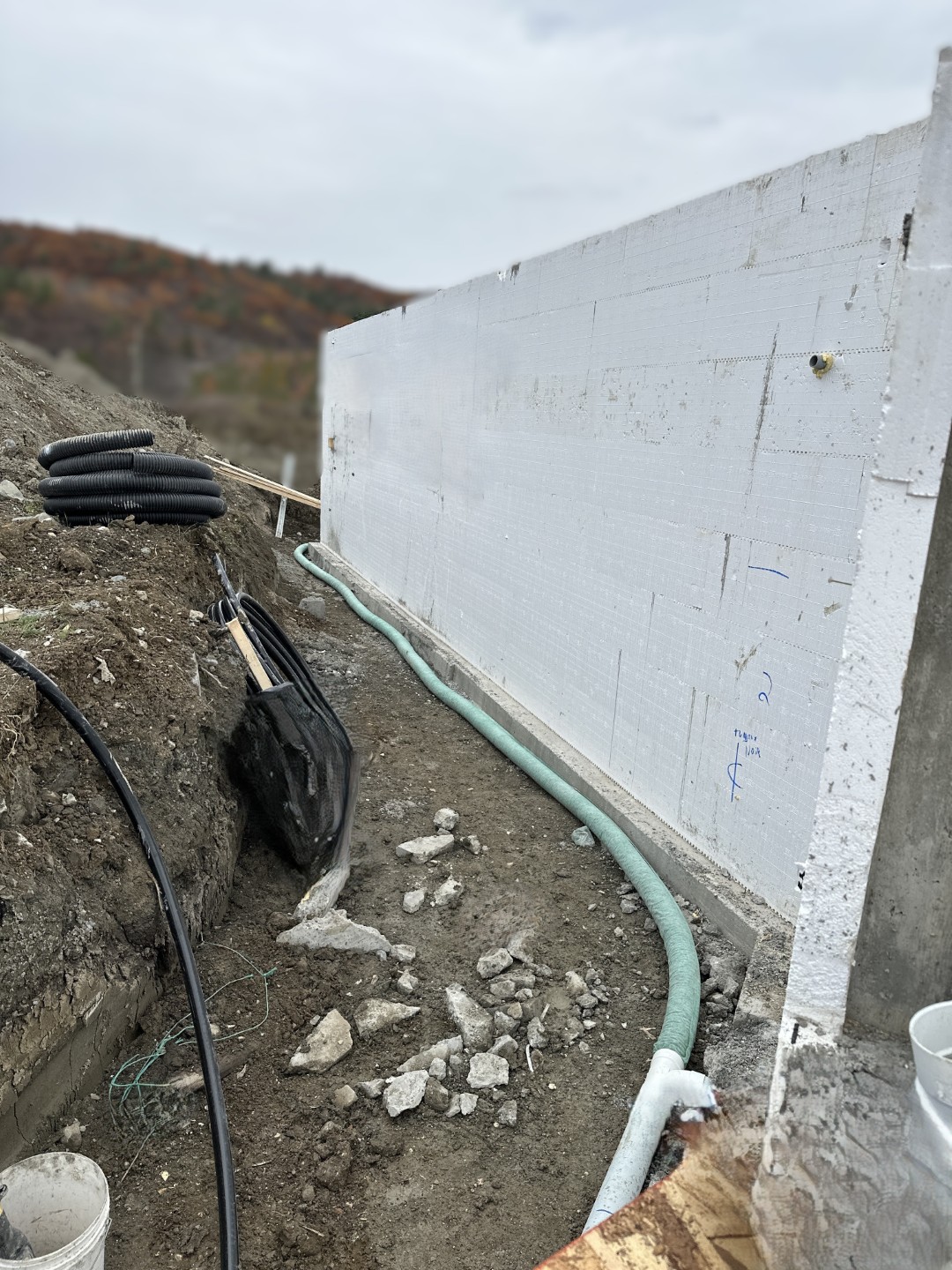Drain français & drainage autour des maisons — réalisation 3