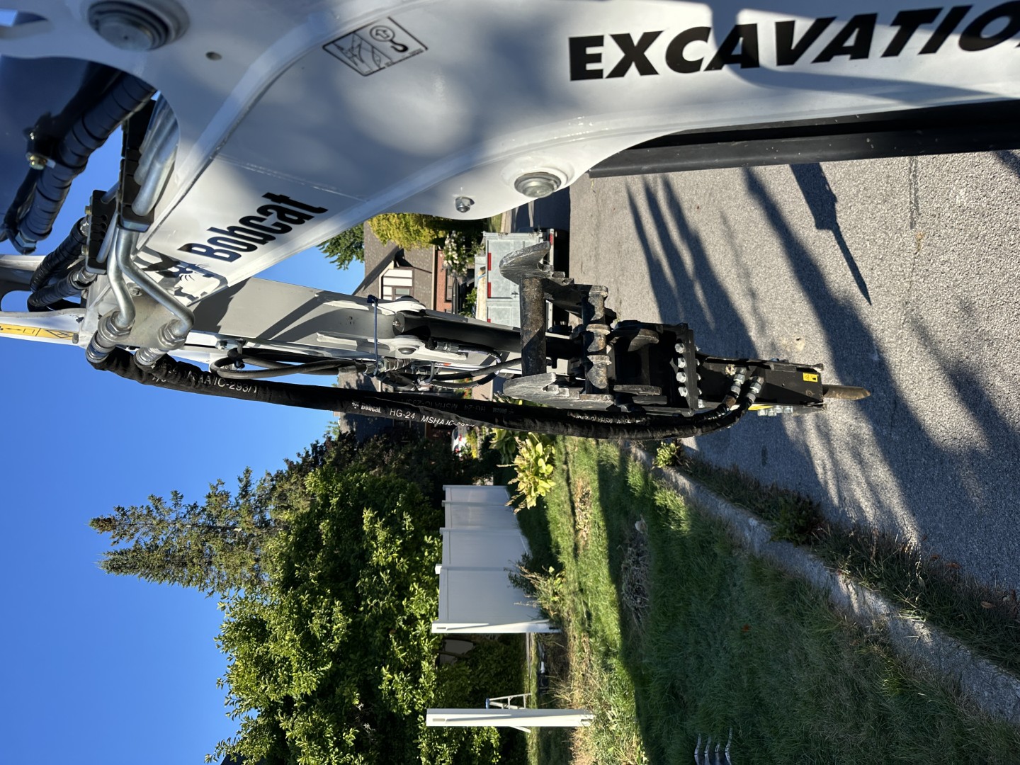 Travaux mini-pelle (Bobcat U27) — réalisation 1